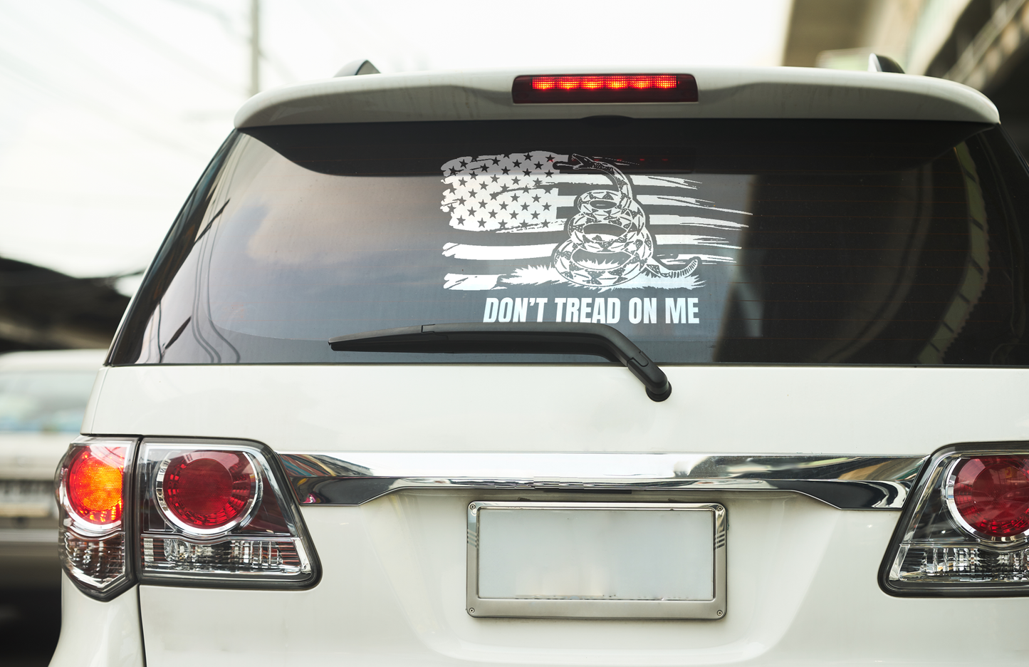 Don't tread on me Vinyl decal 2nd amendment car decal Gadsden snake liberty liberty snake Truck decal truck decals Vehicle decal